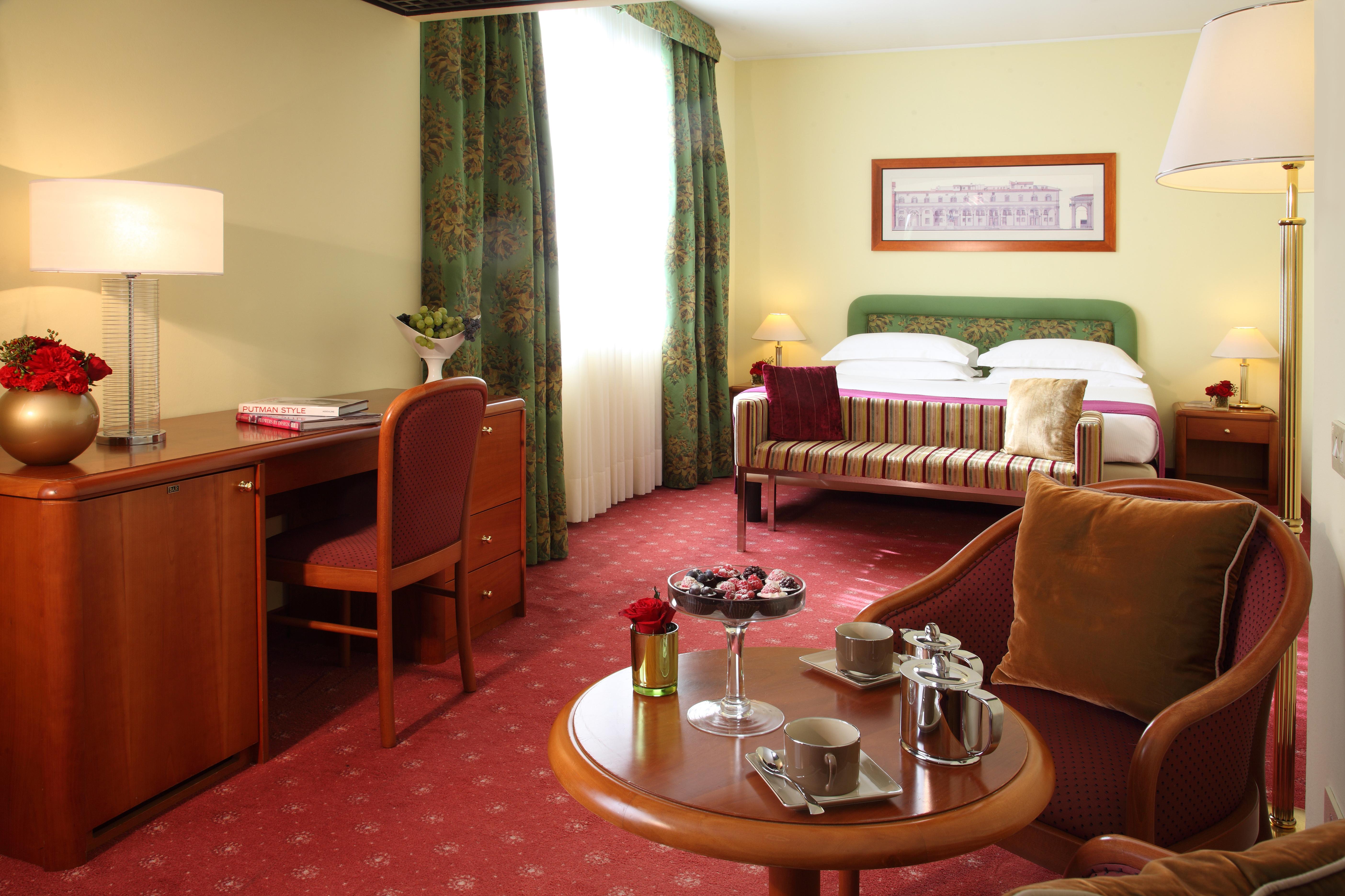 Starhotels Business Palace Milan Luaran gambar